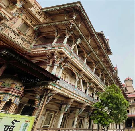 Swaminarayan Temple: The Dream Temple in Ahmedabad - Story Telling Co