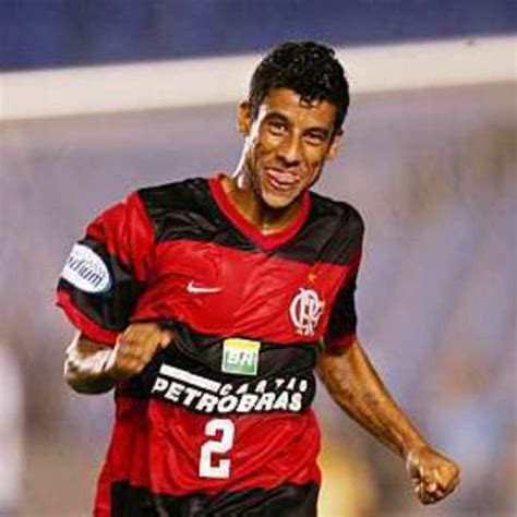 L O Moura Lateral Direito Do Flamengo Recebe Sondagem De Clube Do Qatar