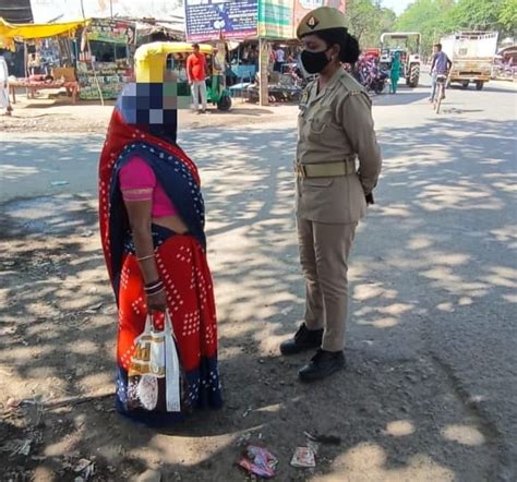 Hardoi Police On Twitter Missionshakti अभियान के अन्तर्गत एन्टी रोमियो टीम थाना अतरौली