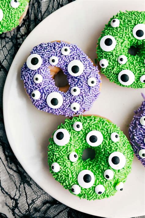 Halloween Donuts {4 Ideas!} - Chelsea's Messy Apron