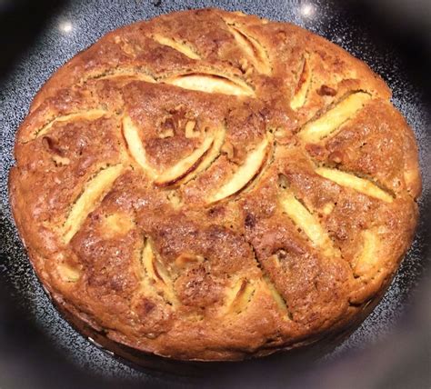 EASY FRENCH APPLE CAKE – Kitch Me Now