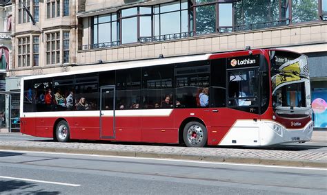 Sj Hnn Mcv Evora Lothian Buses Princes Street Flickr