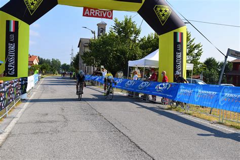 Magnaldi Sebadoni E Van Lathen A Segno Nella Prima Semitappa Del Giro