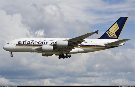 9V SKC Singapore Airlines Airbus A380 841 Photo By Christian Jilg ID