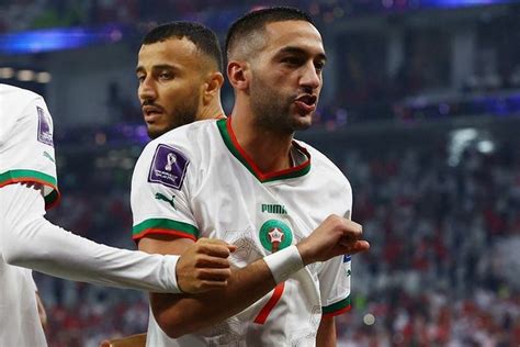 daisy adlı kullanıcının HAKIM ZIYECH panosundaki Pin