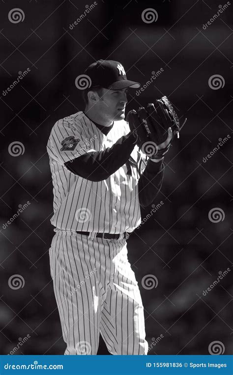 Mike Mussina New York Yankees Editorial Photo - Image of gameaction ...