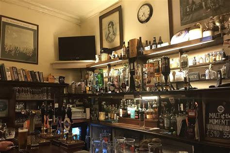 Edinburgh Pubs 12 Of The Last Proper Old School Pubs Which Are Still