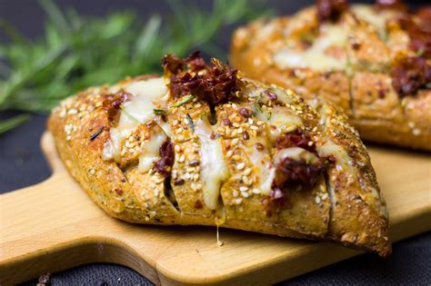 Heisses Tomaten Käse Brot