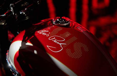 New Bonneville T Elvis Presley Limited Edition For The Ride