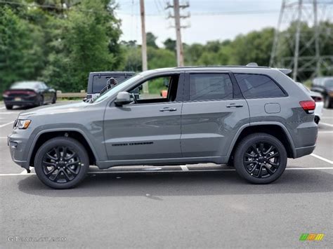 2020 Sting Gray Jeep Grand Cherokee Altitude 4x4 139297373 Photo 3