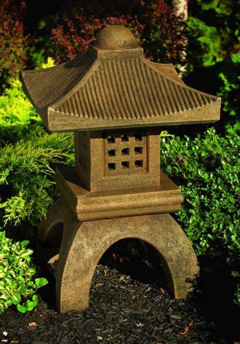 Pagoda Square Garden Lantern Sculpture Wooden Garden Japanese Garden