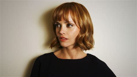 Christina Ricci Admitted That She Sleeps In The Same Bed With Her 8