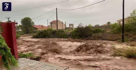 Ausgehverbot für 10 000 Menschen wegen Unwetter in Spanien