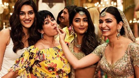 'Housefull 4': Kriti Sanon, Pooja Hegde, Kriti Kharbanda share a candid ...