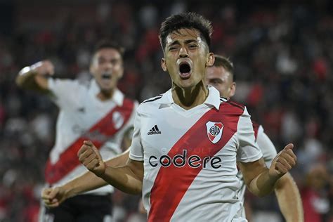 Videos así se vivió el agónico triunfo de River ante Newells