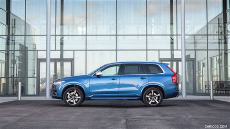 Volvo Xc T Twin Engine Plug In Hybrid R Design Side Caricos