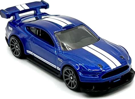 Hot Wheels Custom 18 Ford Mustang GT 164 Diecast Car Pearlescent Blue Loose Mattel Toys - ToyWiz