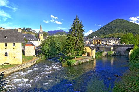 Les Villages Les Plus Pittoresques Des Pyr N Es Un Monde