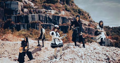 Band Maid、結成10周年イヤーを飾る初のベスト盤2枚を同時リリース Musicman