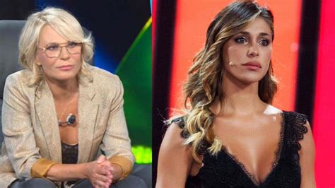 Belen Rodriguez Scrive A Mediaset E Maria De Filippi Dopo L Addio