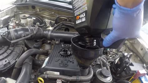 Toyota Tacoma Hilux Oil Change Youtube