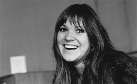 Melanie Singer Who Performed At Woodstock And Topped Charts With