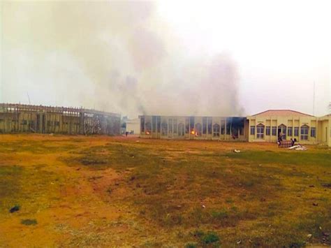 Togo la Maison des Jeunes de Lomé victime dun incendie Lome Infos