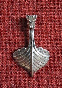 Viking Ship Brooch Lapel Pin Norse Pirate Longship Thor Drakkar