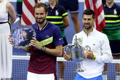 Novak Djokovic Honors Kobe Bryant At Us Open Amid Th Grand Slam Win