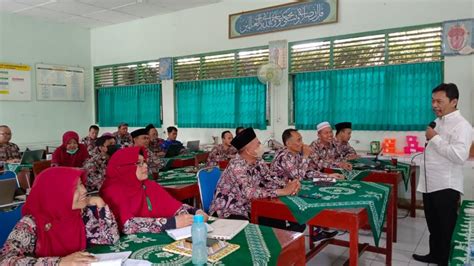 Workshop Implementasi Kurikulum Merdeka Kenalkan Guru Pada