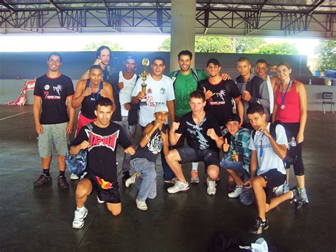 Lutadores de Kickboxing vão representar Uberaba em Brasileiro