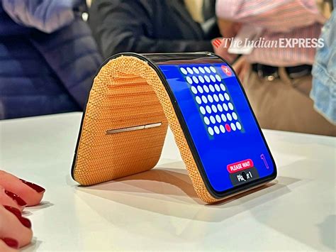 At Mwc 2024 I Tried Motorolas Bendable Concept Phone That Wraps