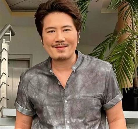 Janno Gibbs Biography: Age, Net Worth, Instagram, Spouse, Height, Wiki ...