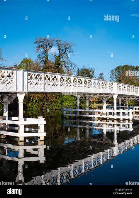 Early Morning River Thames Whitchurch Bridge Near Pangbourne On