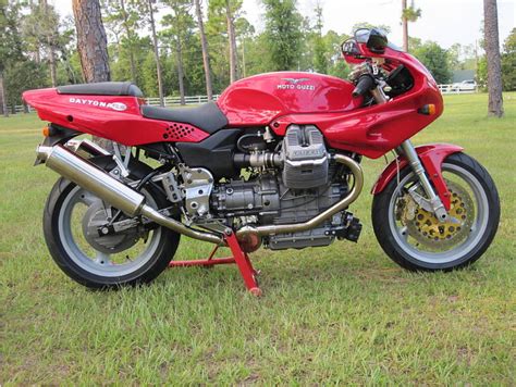 Moto Guzzi Daytona Image