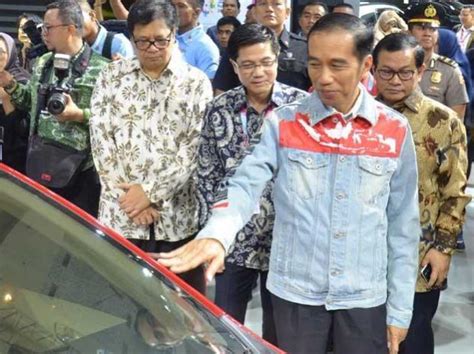 Jokowi Ingin Indonesia Punya Industri Kendaraan Listrik Yang Lengkap