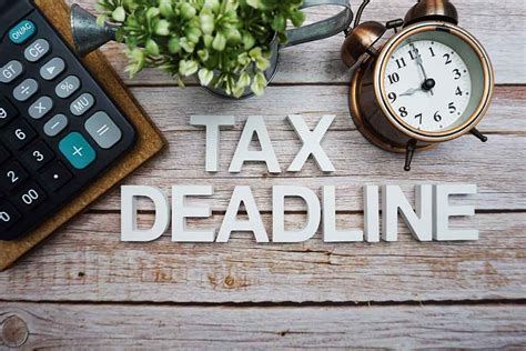 IRS Tax Deadline Woes? Here’s What You Need to Do | Daily Vibe