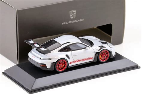 1 24 Porsche 911 Gt3 Rs Full Resin Model Kit Am02 0037 60 Off