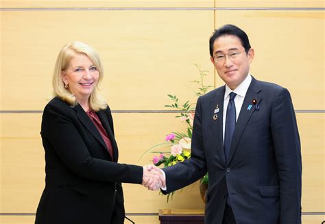 Courtesy Call On Prime Minister Kishida By Ms Catherine Russell