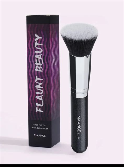 Buy MAANGE Large Flaunt Beauty Foundation Brush Online From ...