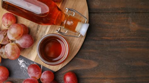 Does Red Wine Vinegar Contain Alcohol