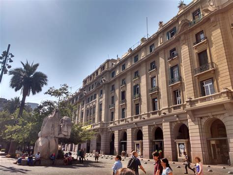 Curioseandando Paseos Por Santiago De Chile Plaza De Armas De Santiago