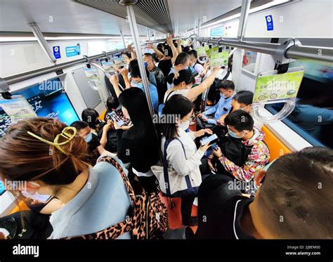 PÉKIN CHINE 6 JUIN 2022 augmentation des passagers sur la ligne 1