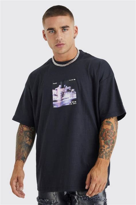 Oversized Glitch Video Graphic T Shirt Boohoo Uk