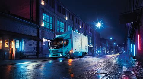 Volvo debuts all-electric truck - Focus on Transport and Logistics