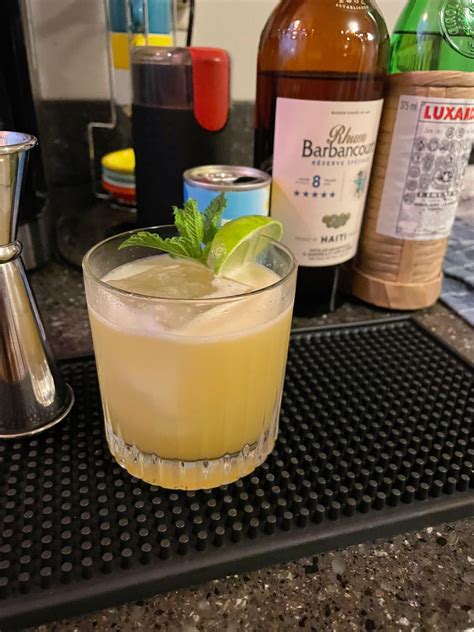 Pineapple rum cocktail : r/cocktails