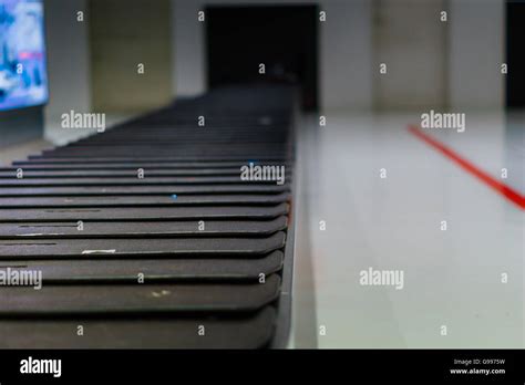 Airport Baggage Claim Conveyor Hi Res Stock Photography And Images Alamy