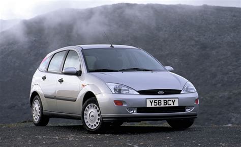 Ford Focus I 1998 - 2001 Hatchback 3 door :: OUTSTANDING CARS