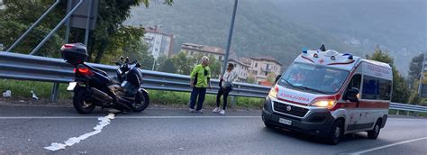 ULTIMORA INCIDENTE TRA AUTO E MOTO ALLACCESSO DELLA GALLERIA DELLA