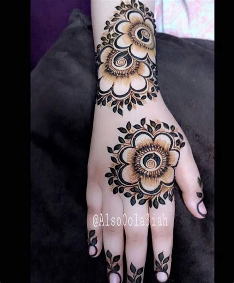 Hassanツ😍😘 Rose Mehndi Designs Modern Mehndi Designs New Mehndi Designs